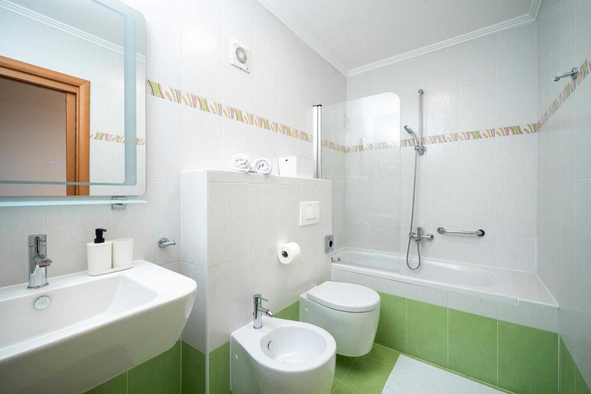 Humagum Sea View Apartment - Garden Palace Umag Exterior photo