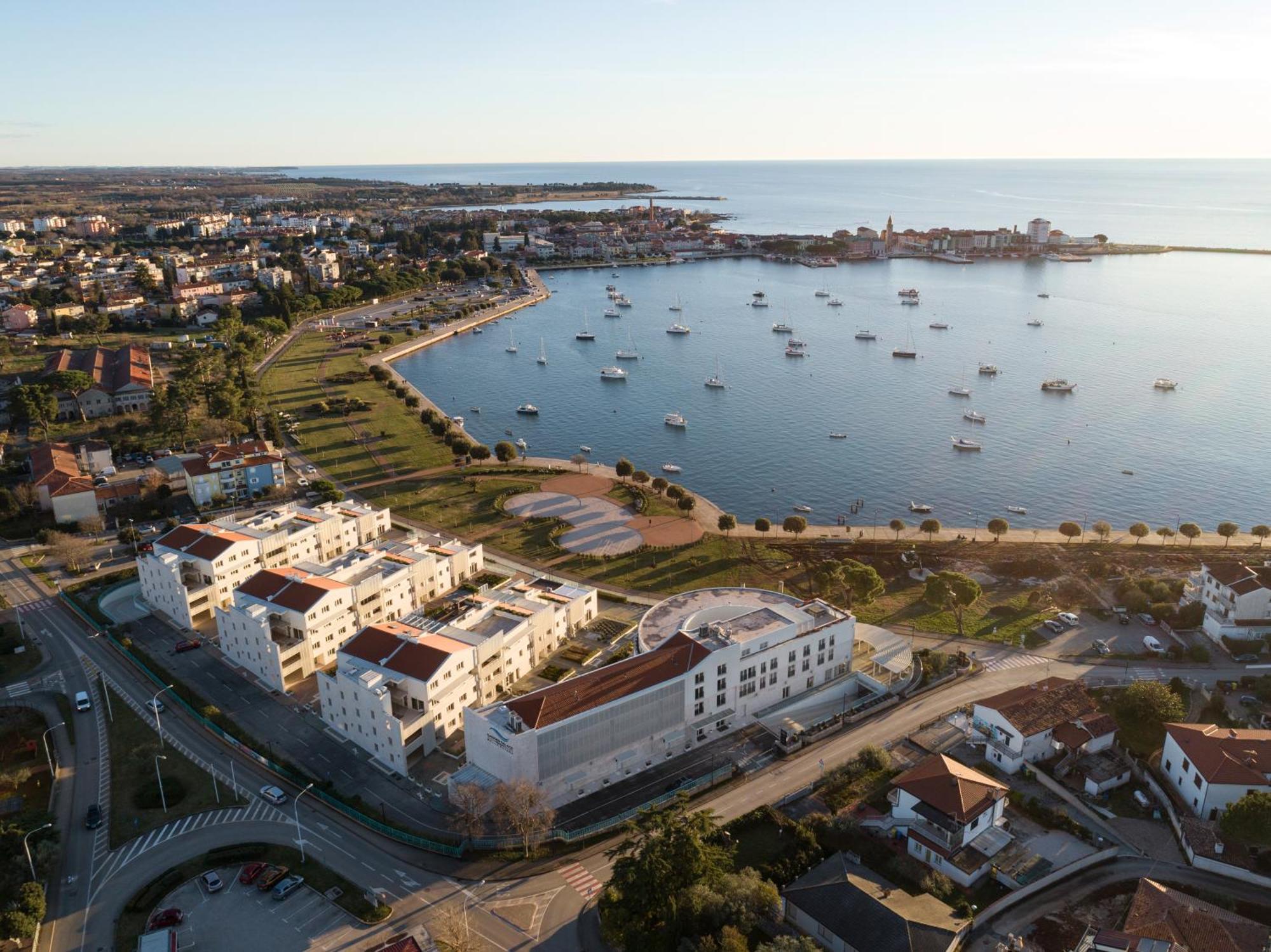 Humagum Sea View Apartment - Garden Palace Umag Exterior photo